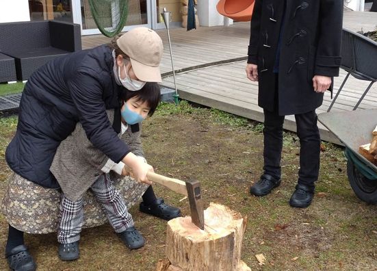 薪割り体験