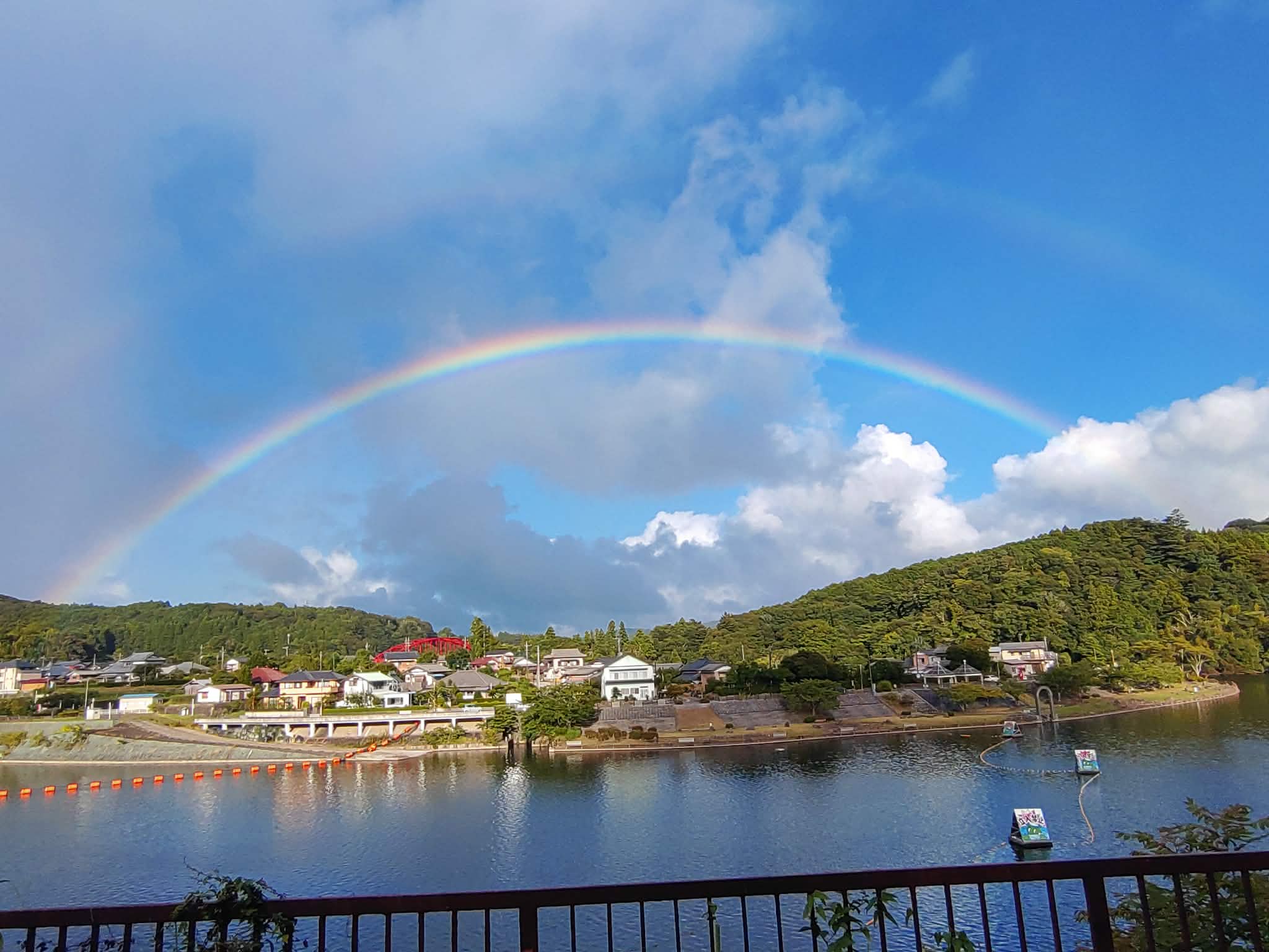 亀山湖に虹